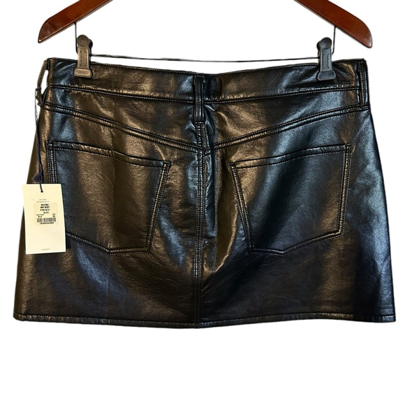 CITIZENS OF HUMANITY NWT
Beatnik Recycled Leather Mini Skirt in Sz 30 - Picture 5 of 9